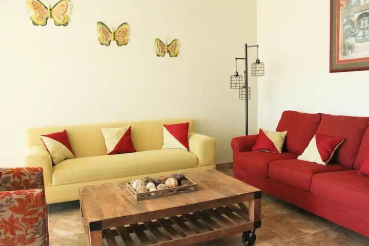 מלון Villa de Juarez Quinta Lorame מראה חיצוני תמונה
