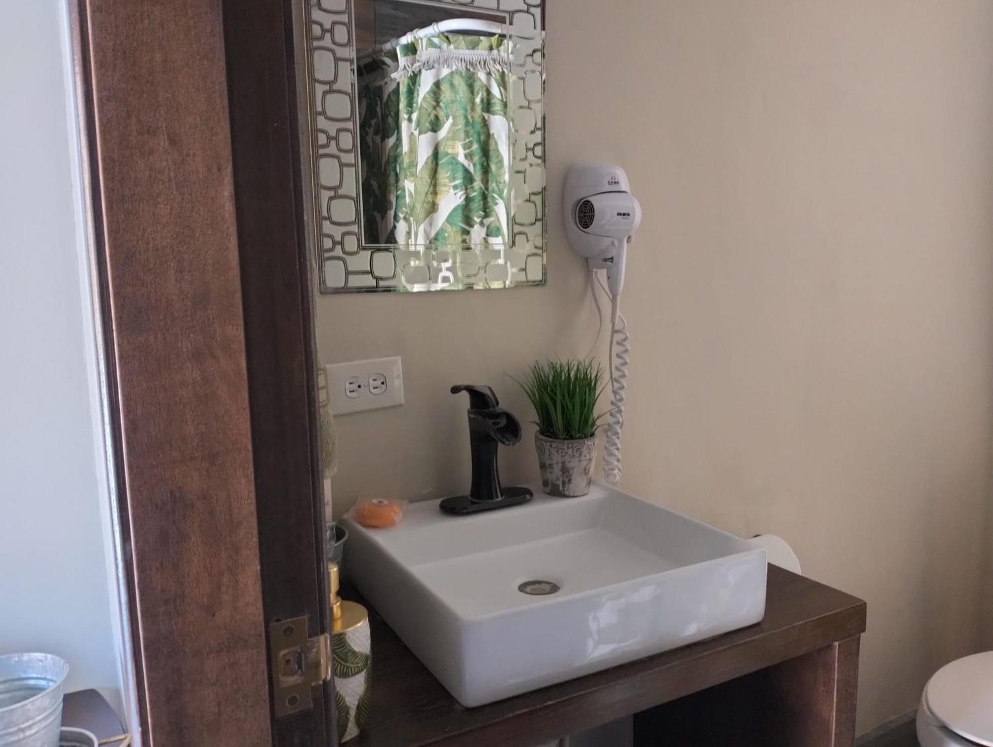 מלון Villa de Juarez Quinta Lorame מראה חיצוני תמונה